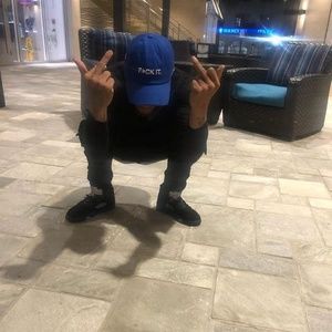 Meet your Posher, Benny